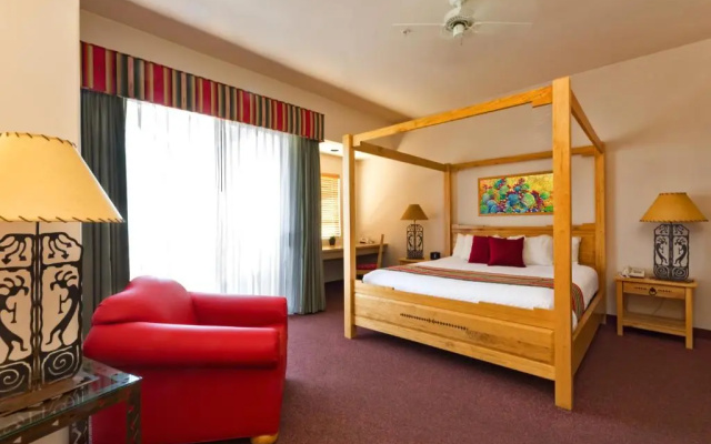 Luxury Suite