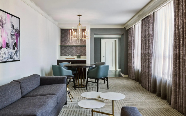Deluxe Double Suite
