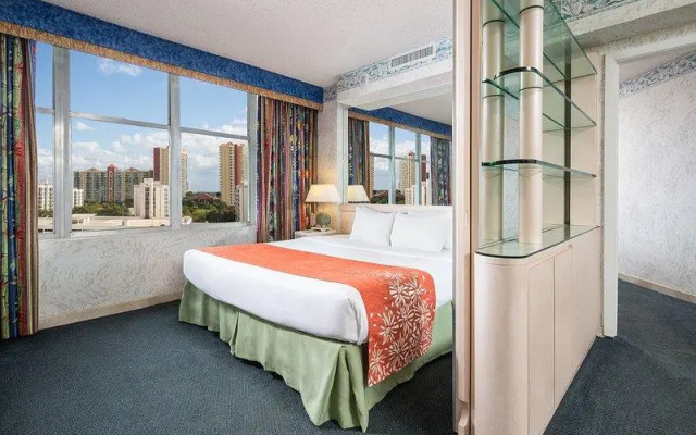 2 Bedrooms Suite Ocean View
