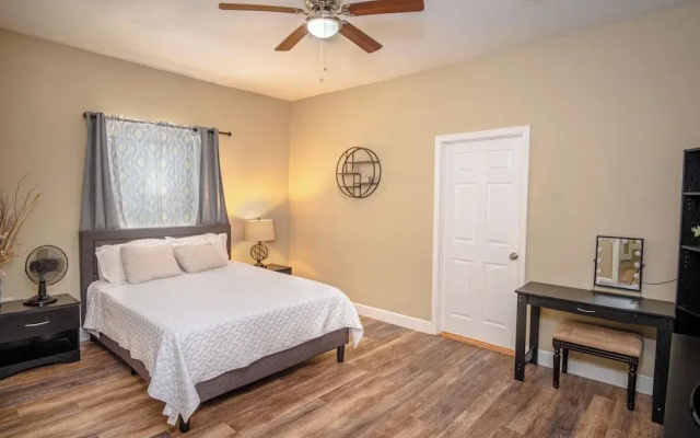 3 Bedrooms Cottage