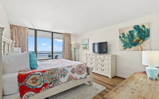 2 Bedrooms Standard room with balcony and beachfront