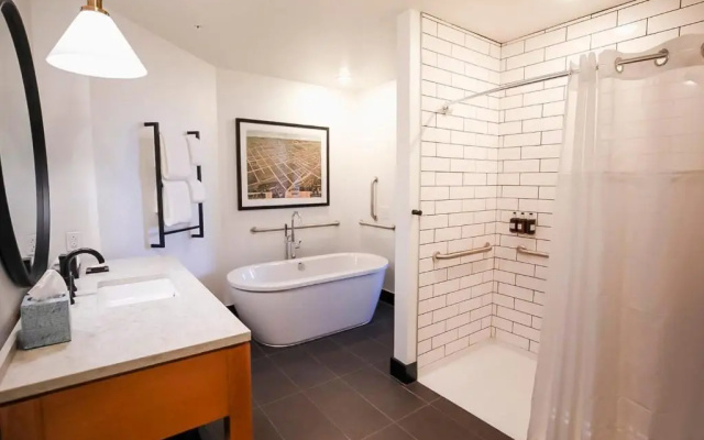 Premier Double Suite