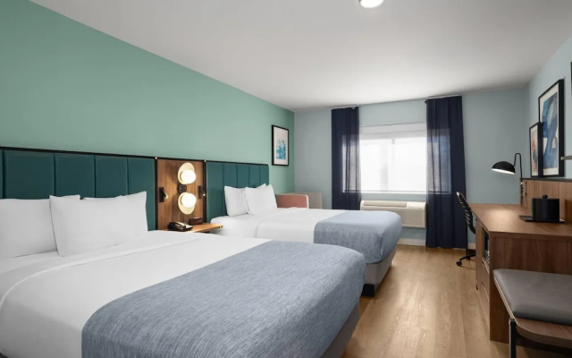 Standard Quadruple room