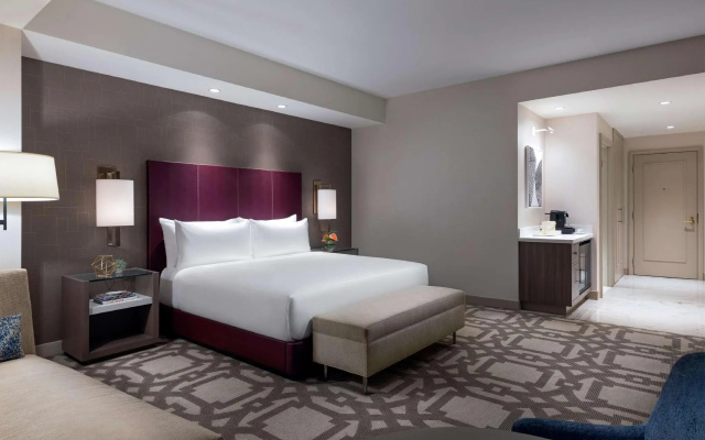 Superior Double room with city view