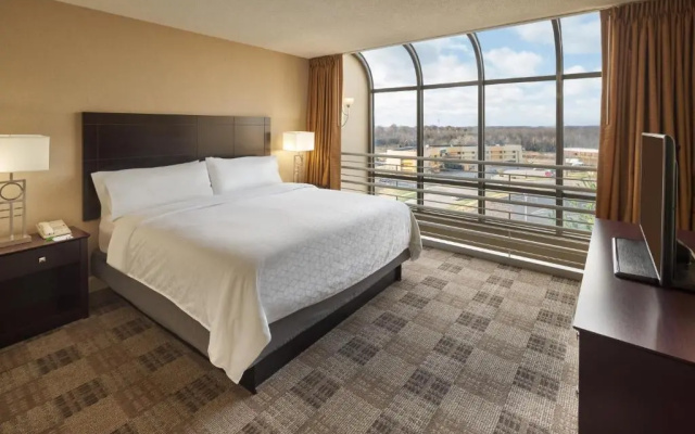 Suite with view