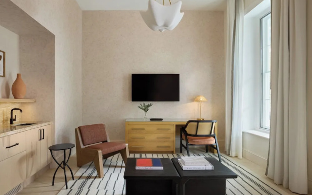Junior Suite