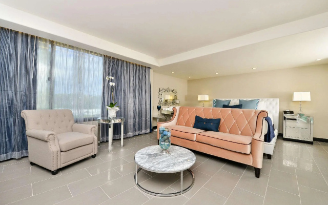 Double Suite