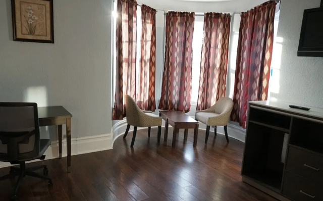 Deluxe Quadruple room