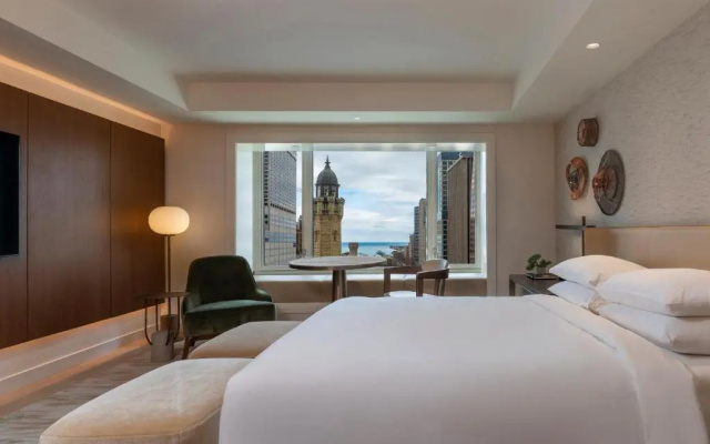 Twin room with lake view