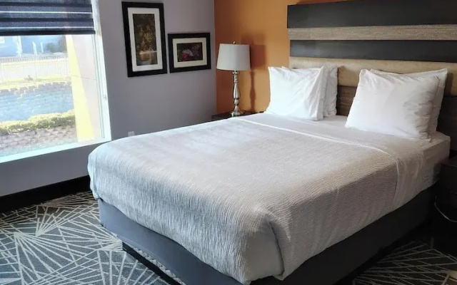 3 Bedrooms Suite