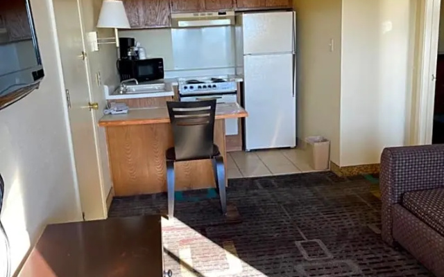 Standard Suite