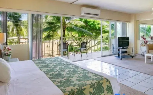 1 Bedroom Suite with garden view