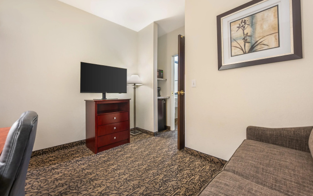 Double Suite