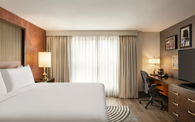 2 Room Signature Double Suite with balcony