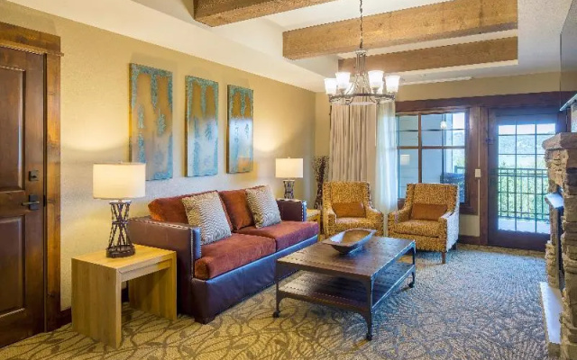 2 Bedrooms Suite with view