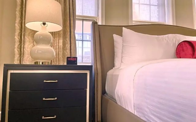 Standard Junior Suite