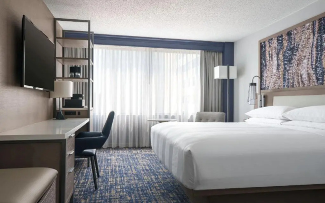 Standard Double room with city view
