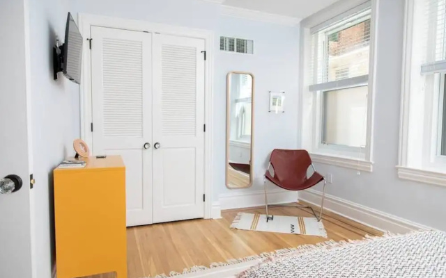 2 Bedrooms Luxury Apartment