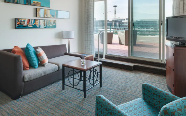 Luxury Suite