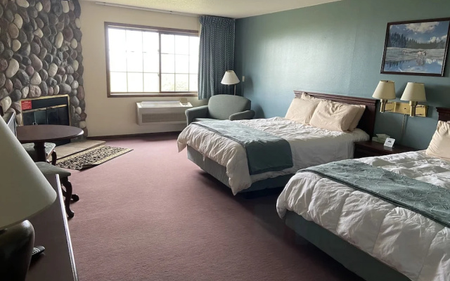 Standard room with pool view
