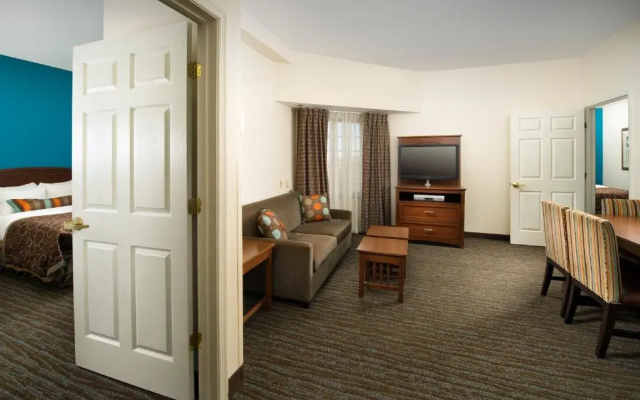 2 Bedrooms Double Suite