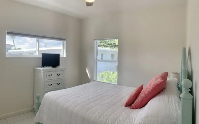 2 Bedrooms Deluxe Apartment with pool view