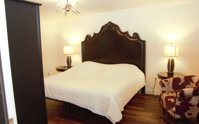 Standard Twin room with mountain view