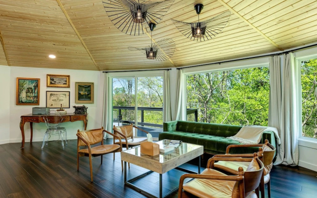 Deluxe Cottage