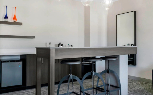 1 Bedroom Double Suite