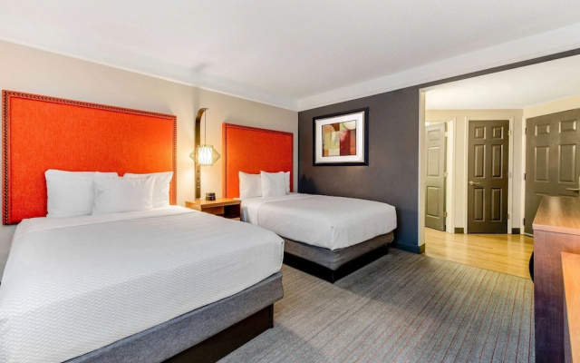 Quadruple room with view