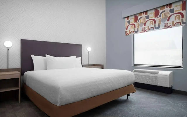 1 Bedroom Suite