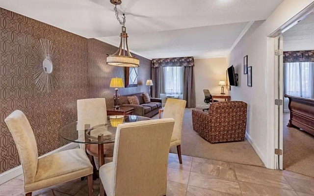 1 Bedroom Double Suite