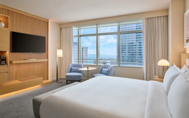 2 Bedrooms Suite Bay View