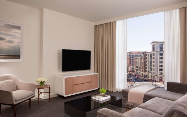 Sakura Club Double Studio Suite