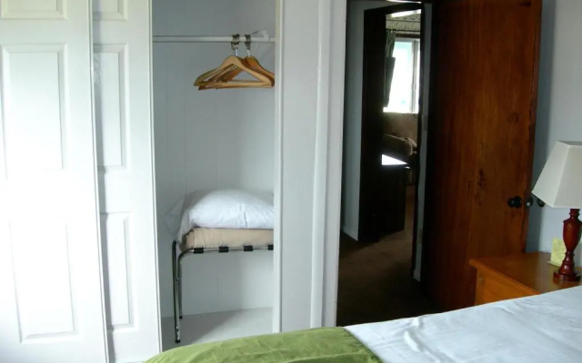 2 Bedrooms Suite