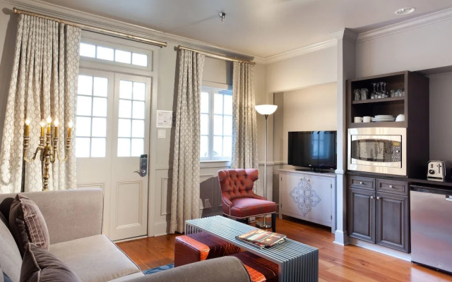 Double Suite