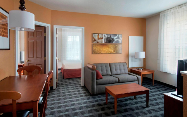 2 Bedrooms Suite