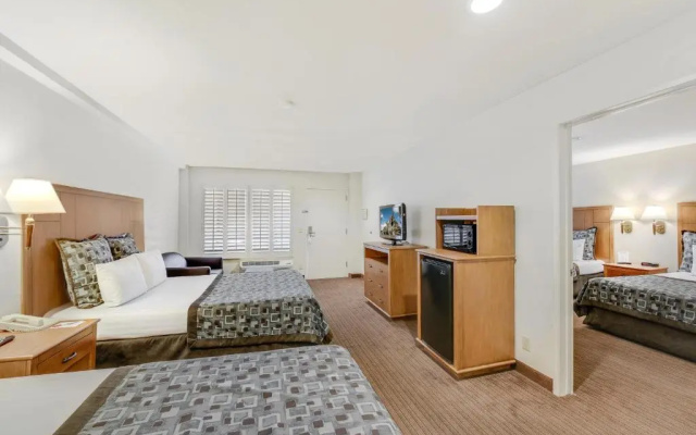 Deluxe Junior Suite