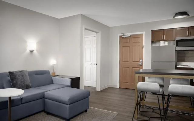 2 Bedrooms Suite