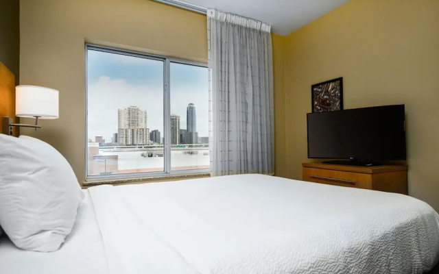 1 Bedroom Suite