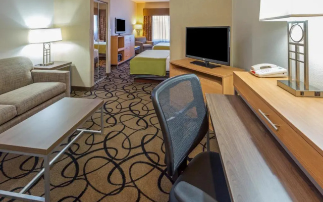 1 Bedroom Suite