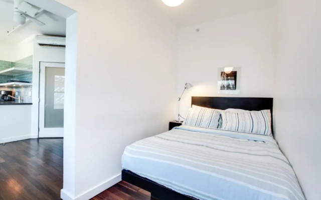 1 Bedroom Suite with street view