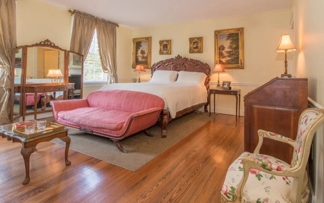 Standard room with balcony