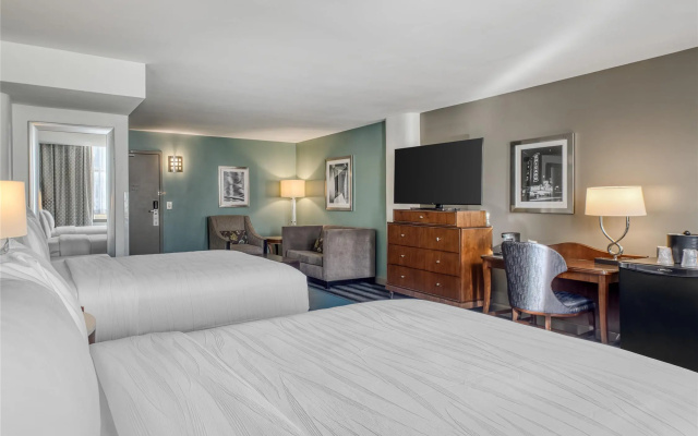 Premium Quadruple Suite
