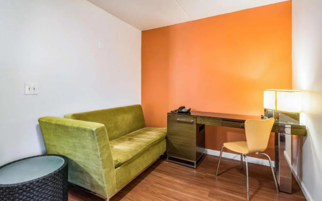 Deluxe Quadruple room