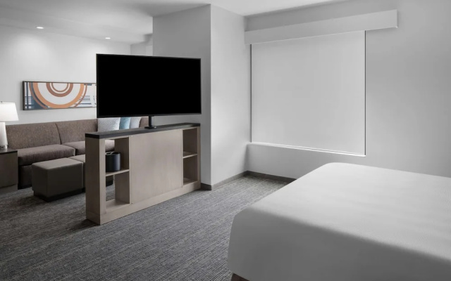 Double Studio Kitchen Suite