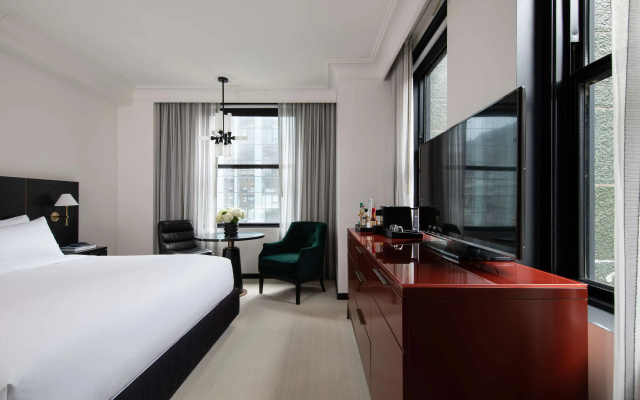 Standard Double room with city view