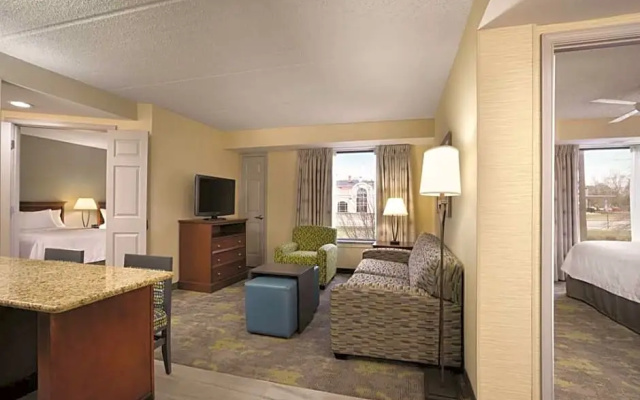 2 Bedrooms Sextuple Suite