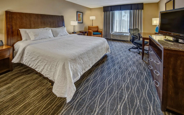 Mobility Accessible with Bathub Double room
