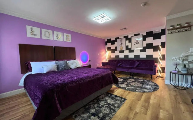 Deluxe Suite